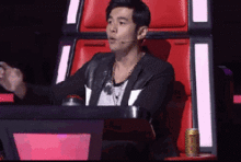 周杰伦爆料歌手是谁啊视频,这位歌手的爆料引发热议！