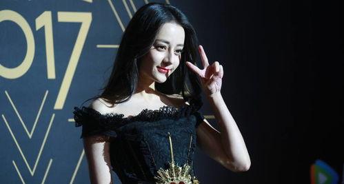 舞女新品时装爆料视频在线观看,揭秘舞女新品时装惊艳亮相