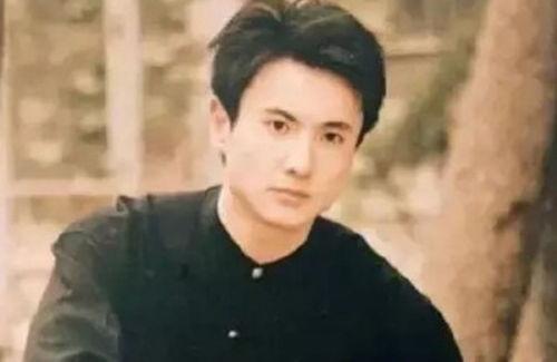 沈腾打电话爆料视频,娱乐圈幕后真相大揭秘！