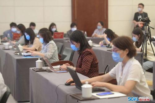 成都新闻记者爆料视频,揭秘事件背后真相